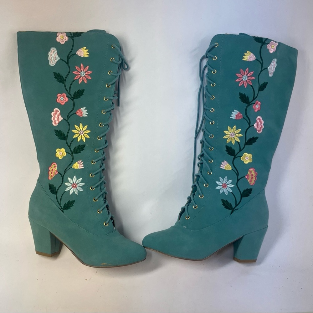 Bait Footwear Suede Embroidered Hancock Cornflower Turquoise Lace Up Boots 6.5
